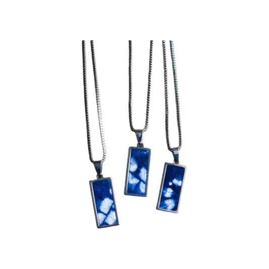 Handmade tie-dye short-style pendant with plum blossom pattern