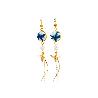 Handmade tie-dye 14k gold honeybee stud earrings