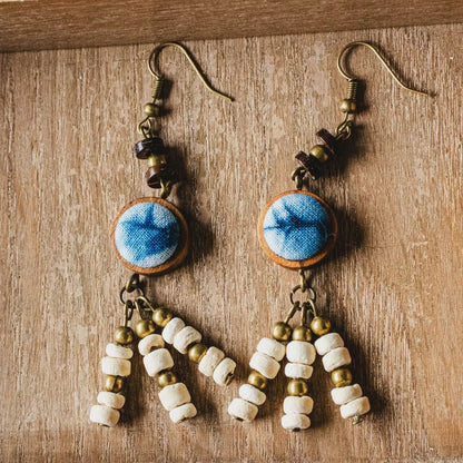 Handcrafted Chinese-style tie-dye natural plant bead-string-shaped earrings